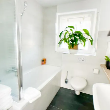 Апартаменты M-style 02 Mit Balkon 24h Self-check-in, Free Parking, Netflix
