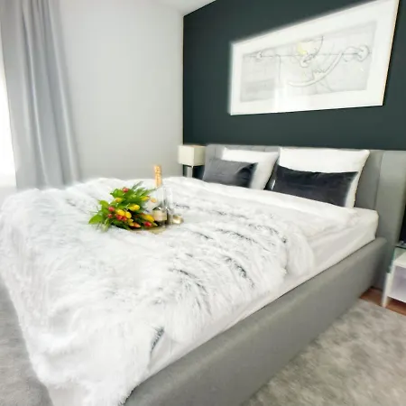 Apartment M-style 02 Mit Balkon 24h Self-check-in, Free Parking, Netflix *