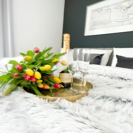 Апартаменты M-style 02 Mit Balkon 24h Self-check-in, Free Parking, Netflix