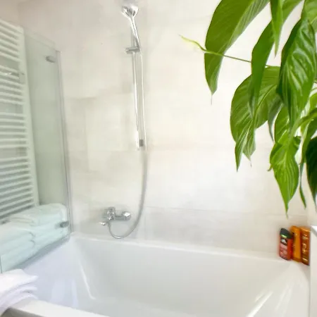 M-style 02 Mit Balkon 24h Self-check-in, Free Parking, Netflix