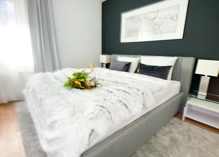 아파트 M-style 02 Mit Balkon 24h Self-check-in, Free Parking, Netflix *